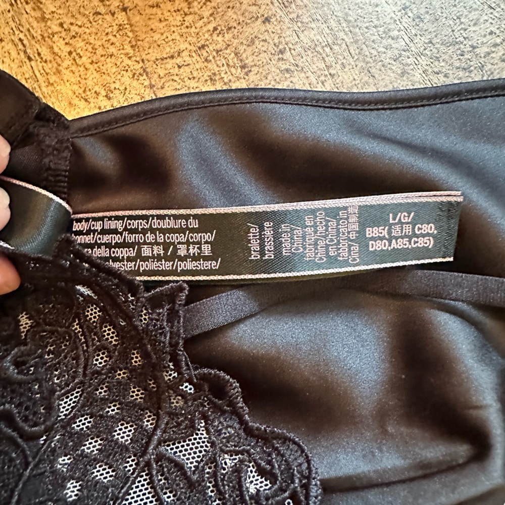 Victoria Secret Dragon Bralette - Picture 2 of 3